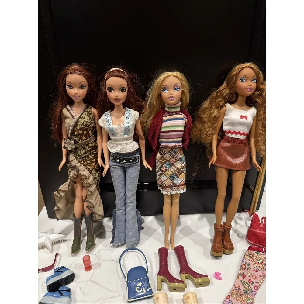 Lot Of 4 Mattel My Scene 1999 Dolls, Cloths And Accessories!